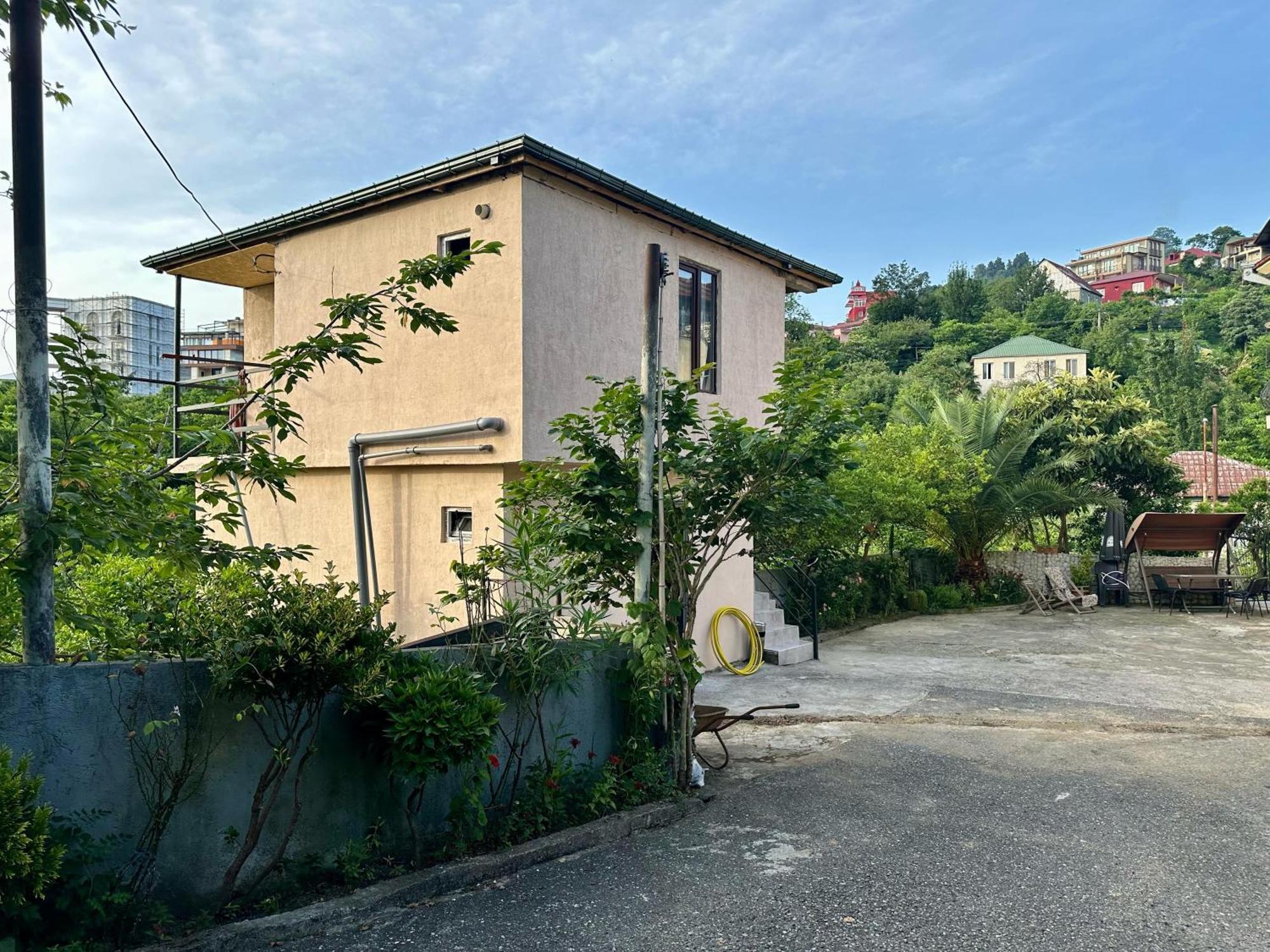 Nita House Hotel Batumi Bagian luar foto