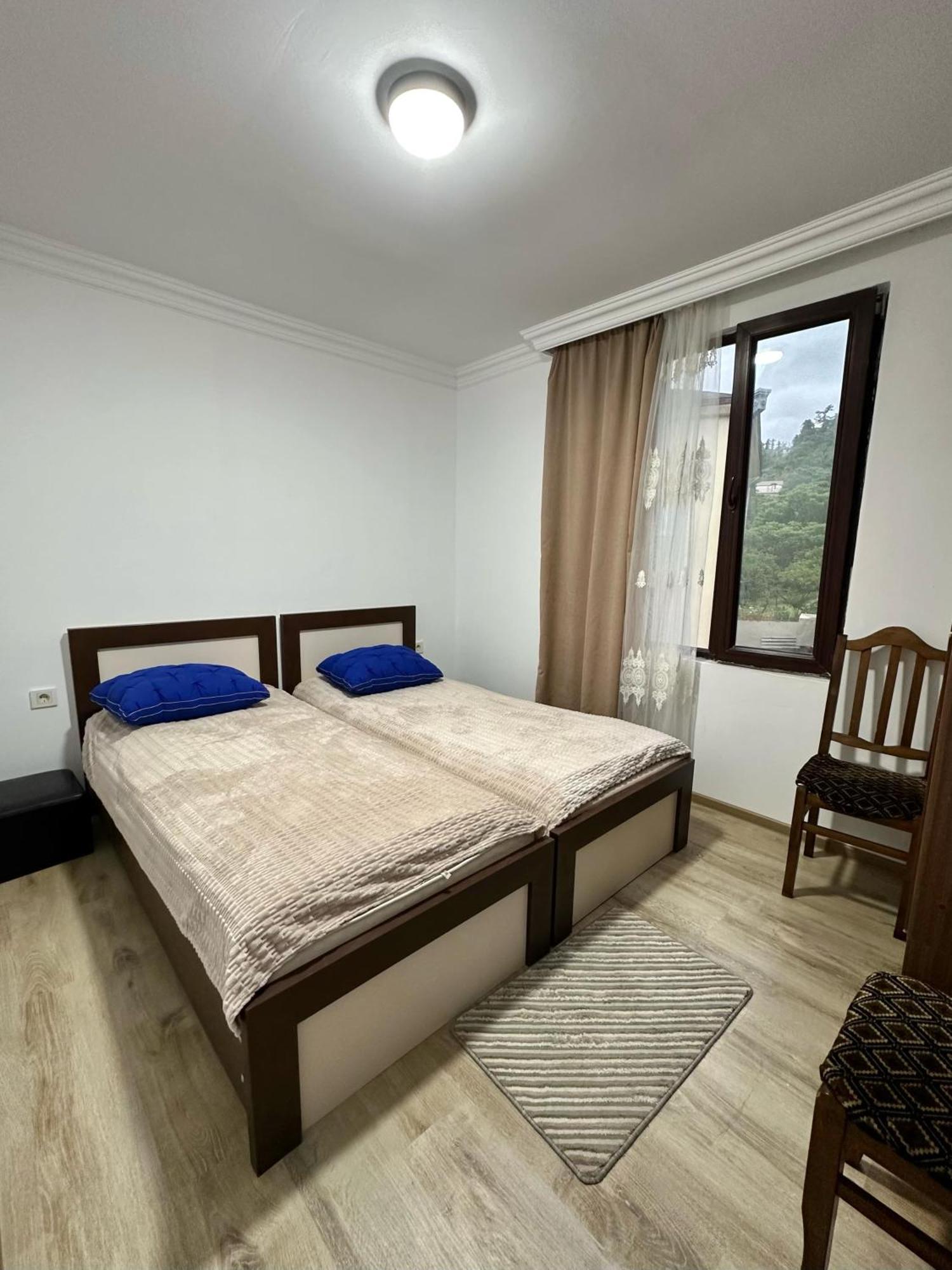 Nita House Hotel Batumi Bagian luar foto